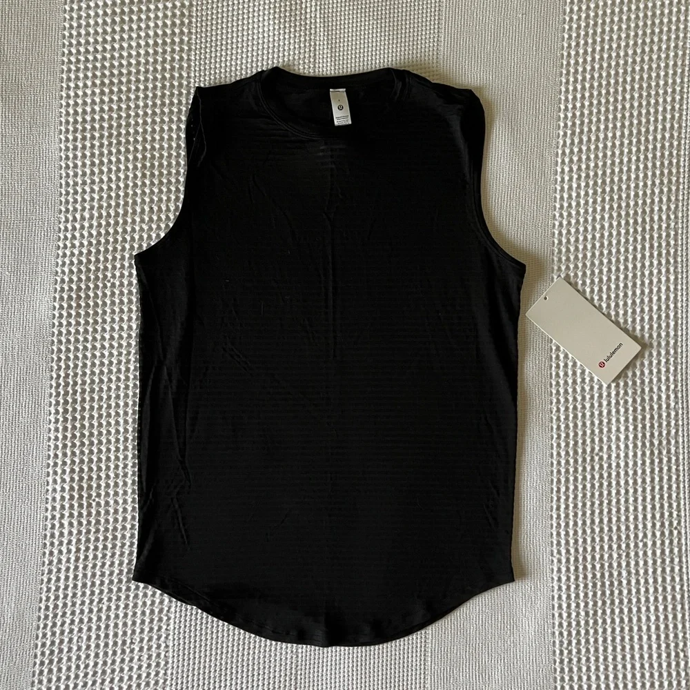 NWT - Lululemon - ‘Brunswick Muscle Tank *Sheer Stripe’ - Black - Size 4 - Picture 1 of 9